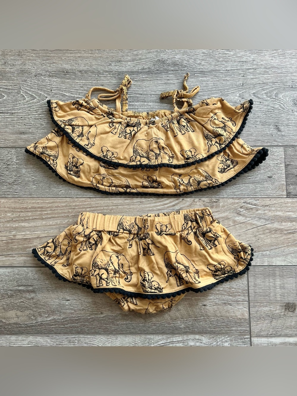Kate Quinn Bamboo 2 Piece Ruffle Sunsuit in Elephant Family Size 12-18 Months